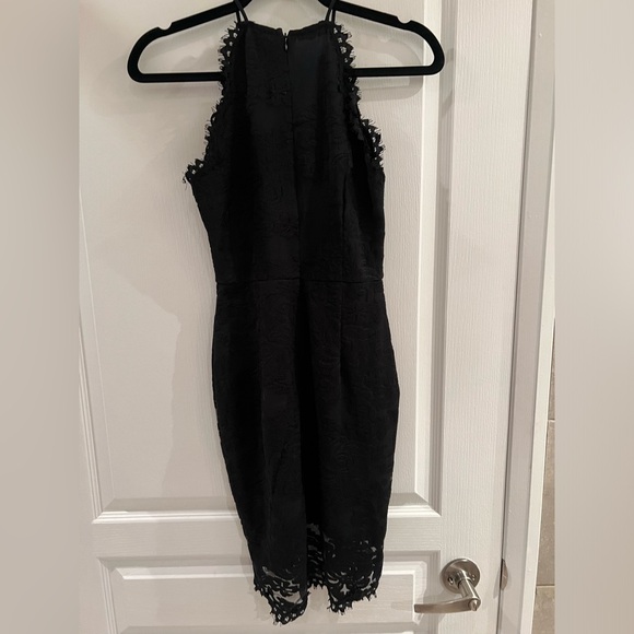 Black Lace XS Midi Dress - Picture 2 of 3